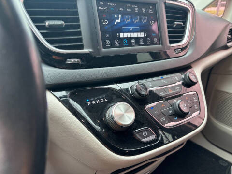 2018 Chrysler Pacifica Touring L