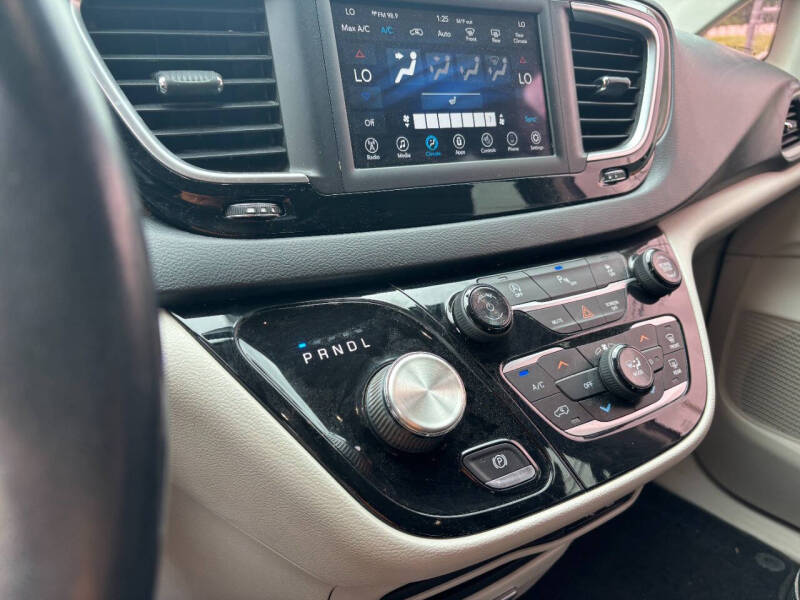 2018 Chrysler Pacifica Touring L