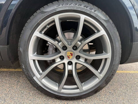 2020 Porsche Cayenne Coupe