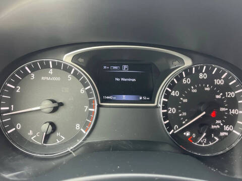 2020 Nissan Pathfinder S