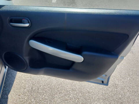 2013 Mazda MAZDA2 Touring