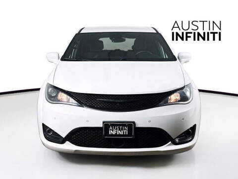 2019 Chrysler Pacifica Touring Plus