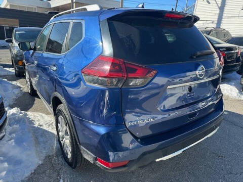 2018 Nissan Rogue SV