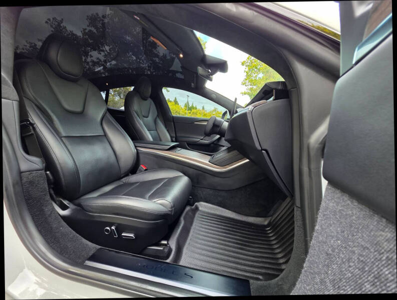 2023 Tesla Model S Standard Range