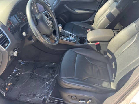 2017 Audi Q5 2.0T quattro Premium