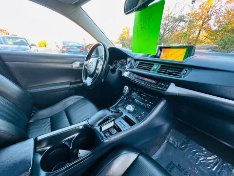 2011 Lexus CT 200h Premium