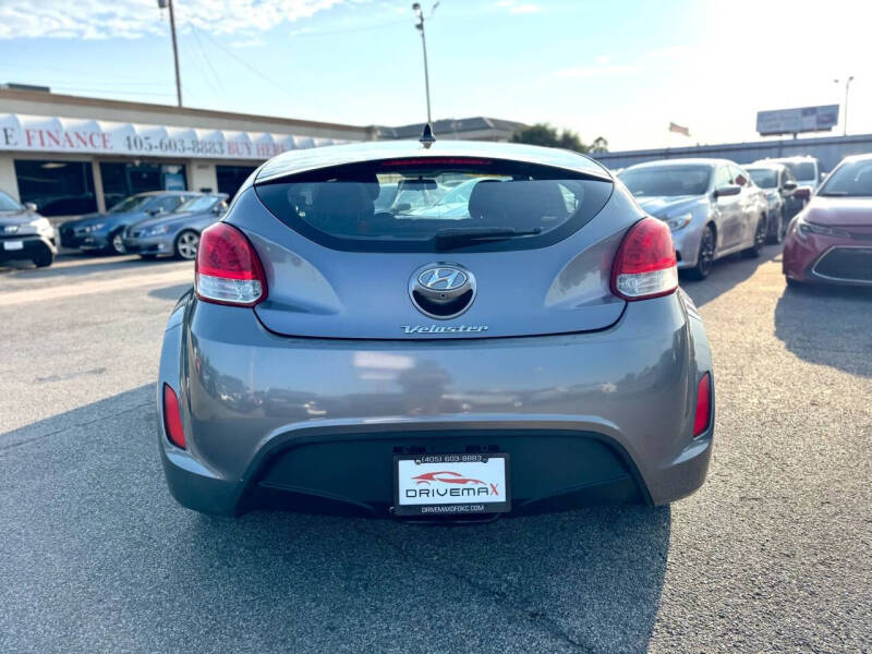 2016 Hyundai Veloster