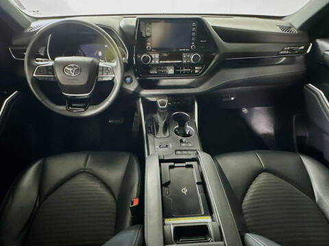 2021 Toyota Highlander XSE