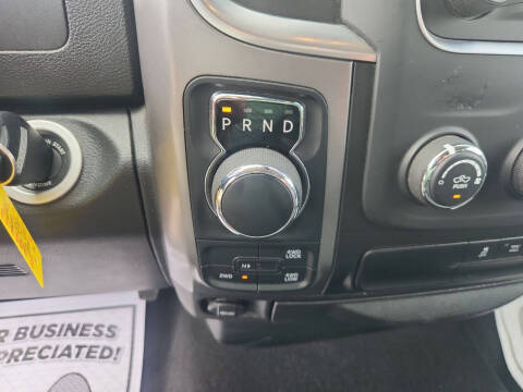 2024 RAM 1500 Classic SLT