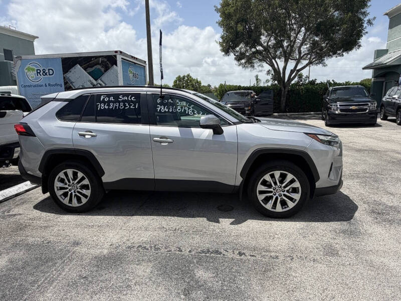 2024 Toyota RAV4 XLE Premium