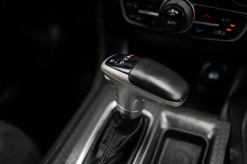 2017 Dodge Charger SXT