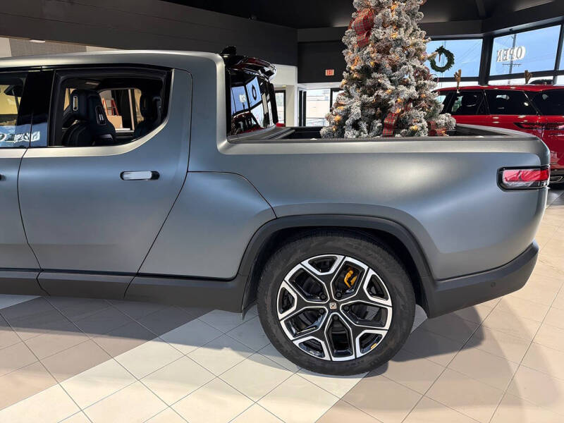 2024 Rivian R1T Adventure