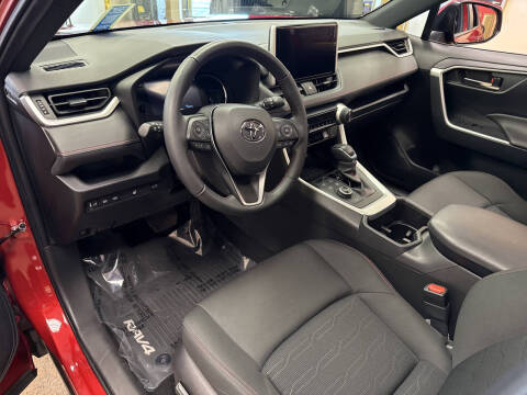 2024 Toyota RAV4 Prime SE