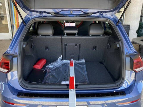 2025 Volkswagen Golf GTI SE