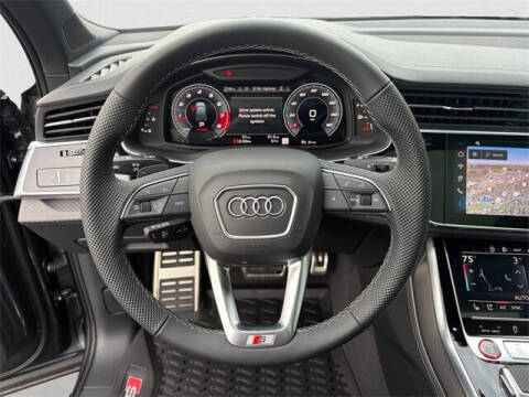2026 Audi SQ7 4.0T quattro Premium Plus