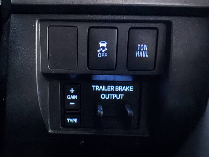 2015 Toyota Tundra SR5