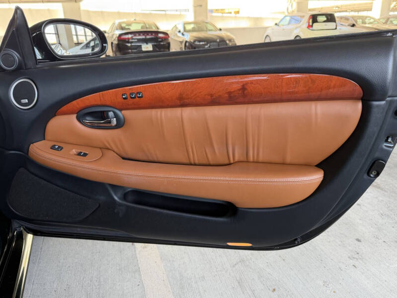 2005 Lexus SC 430