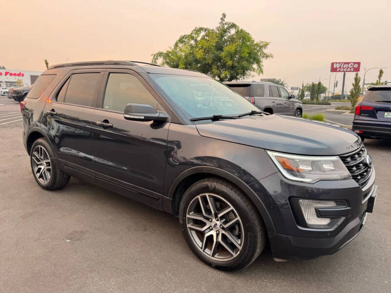2017 Ford Explorer Sport
