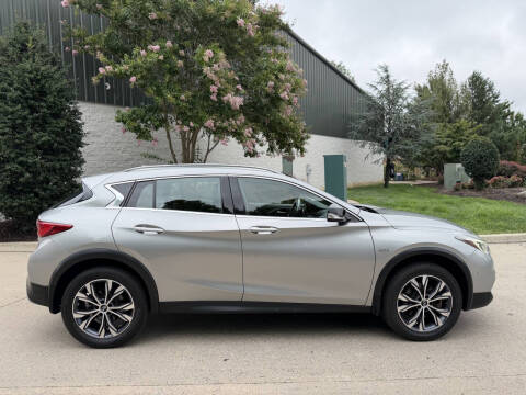 2018 Infiniti QX30 Luxury