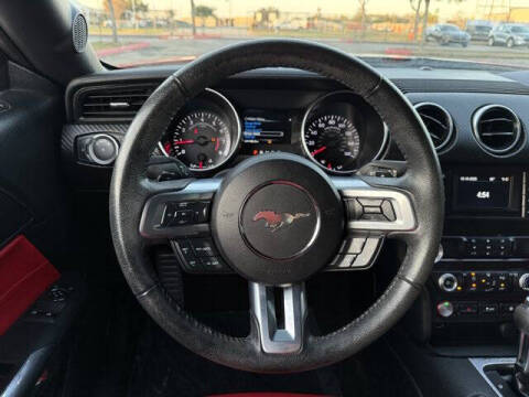 2020 Ford Mustang EcoBoost