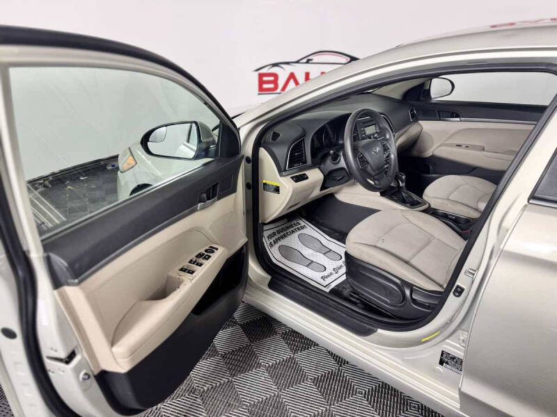 2017 Hyundai Elantra