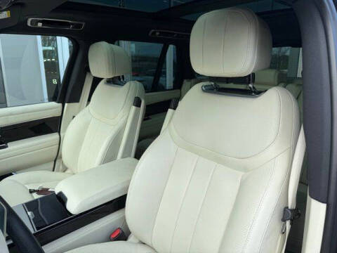 2025 Land Rover Range Rover P400 SE