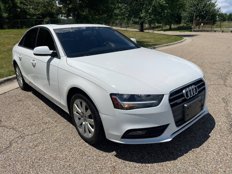 2014 Audi A4 Premium photo 2