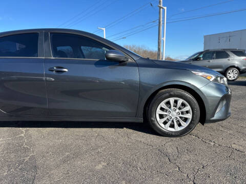 2022 Kia Forte FE