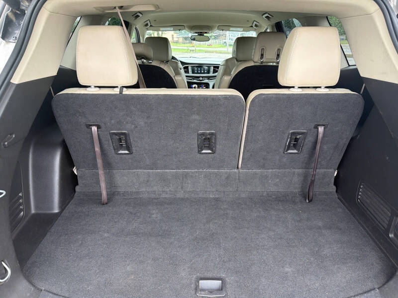2018 Buick Enclave Essence