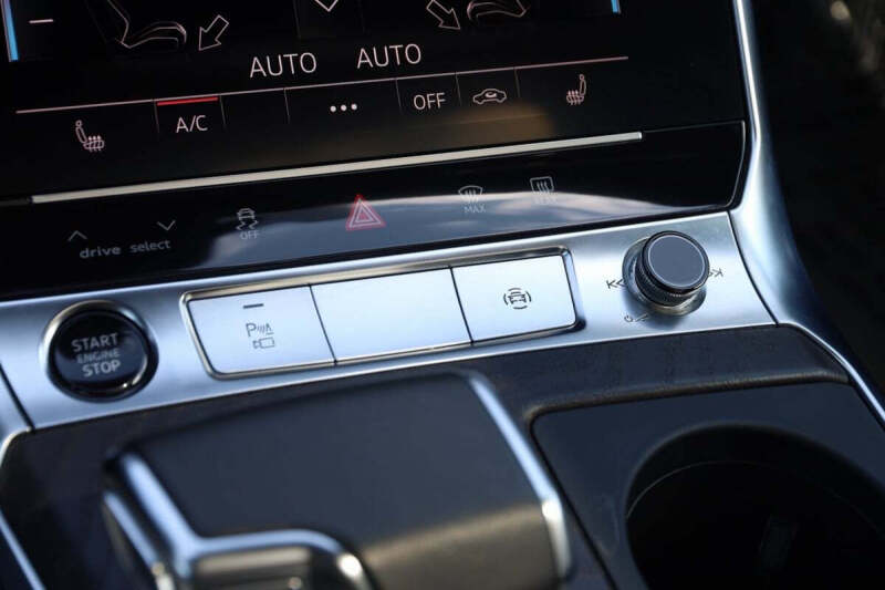 2022 Audi A6 quattro Premium Plus 55 TFSI