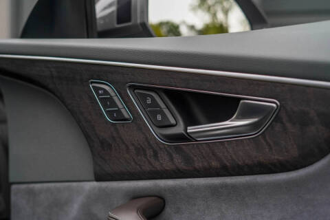 2019 Audi Q8 quattro Prestige 55 TFSI