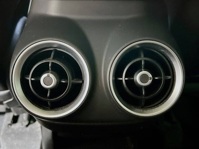 2018 Alfa Romeo Stelvio Ti