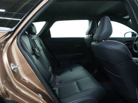 2025 Toyota Crown Signia XLE