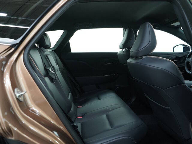 2025 Toyota Crown Signia XLE