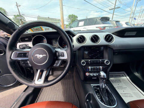 2017 Ford Mustang EcoBoost Premium