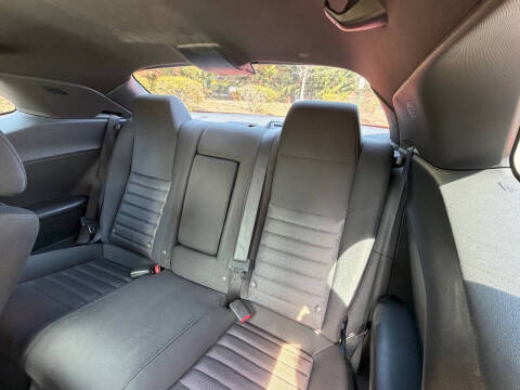2010 Dodge Challenger SE