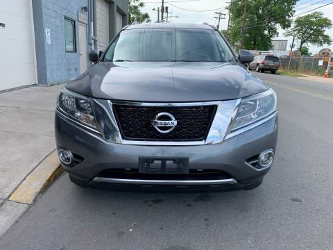 2015 Nissan Pathfinder for sale at SUNSHINE AUTO SALES LLC in Paterson NJ