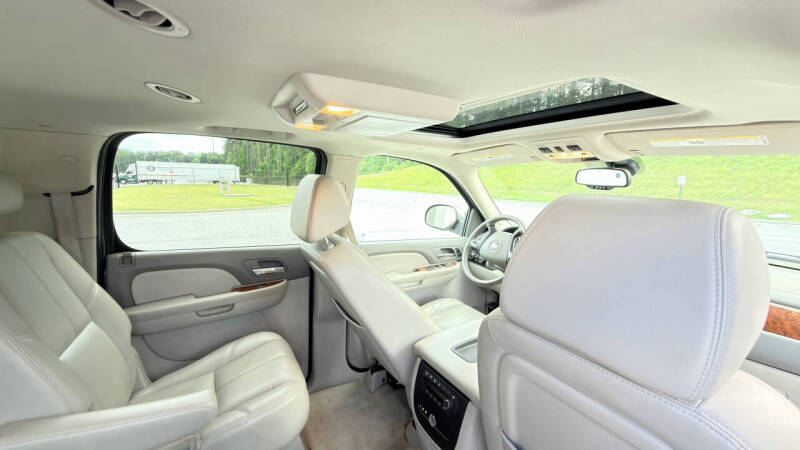 2007 Chevrolet Suburban LTZ