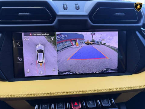 2025 Lamborghini Urus SE