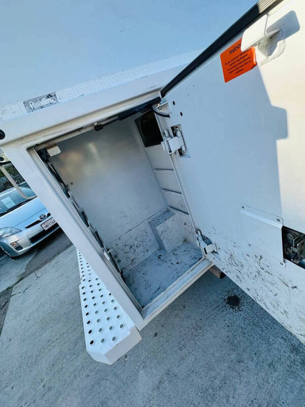 2011 Ford E-Series E-350 SD
