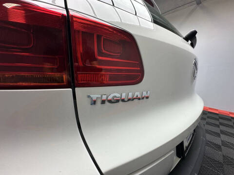 2017 Volkswagen Tiguan 2.0T S 4Motion