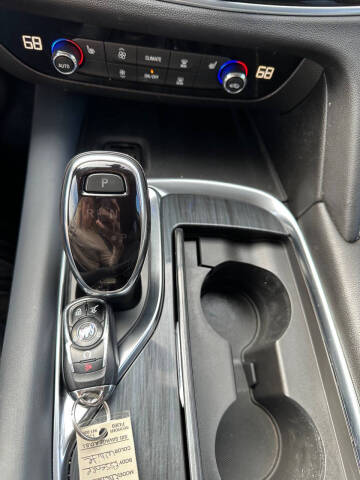 2021 Buick Enclave Essence