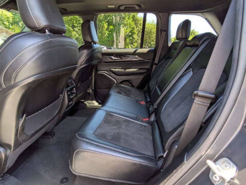 2022 Jeep Grand Cherokee