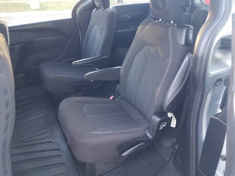 2023 Chrysler Pacifica Touring
