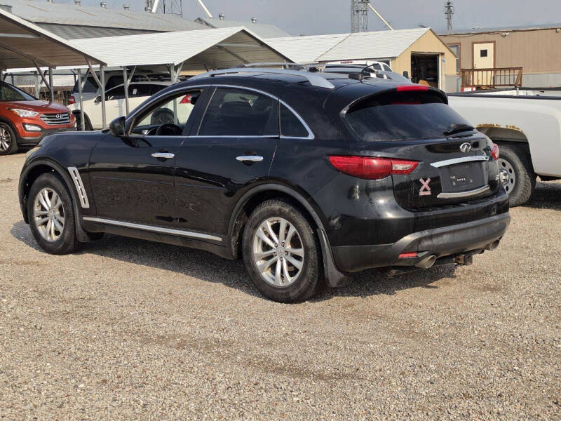 2010 Infiniti FX35
