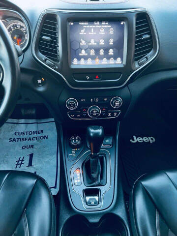 2019 Jeep Cherokee Trailhawk