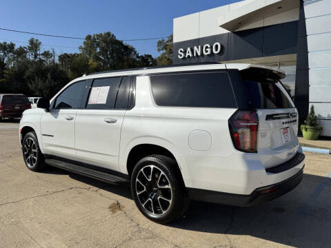 2022 Chevrolet Suburban RST