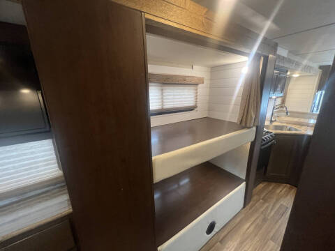 2017 Thor Motor Coach ACE BUNK HOUSE