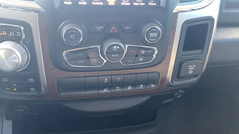 2017 RAM 1500 Laramie