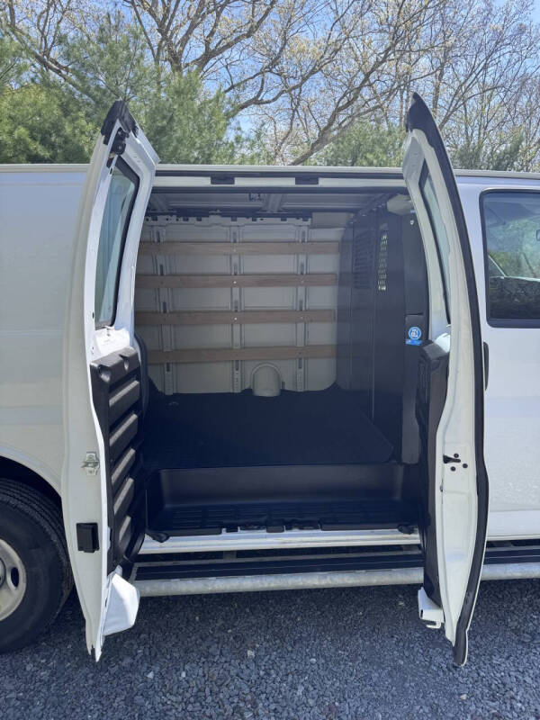 2024 GMC Savana 2500